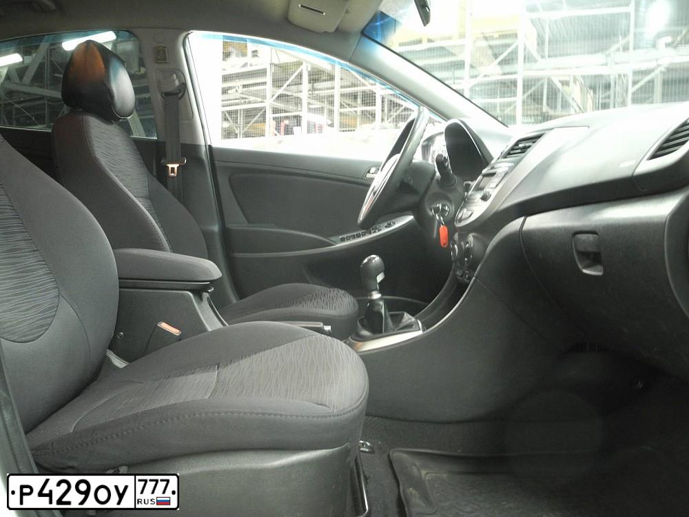 Фото автомобиля HYUNDAI ХЕНДЭ СОЛЯРИС, 2015 — госномер Н822ТН72. Цвет: Белый