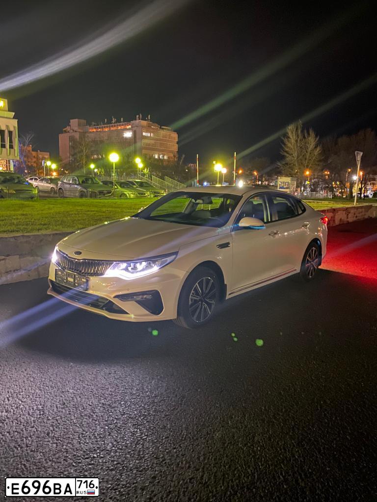 Фото автомобиля KIA MAGENTIS / OPTIMA, 2019. Цвет: Белый