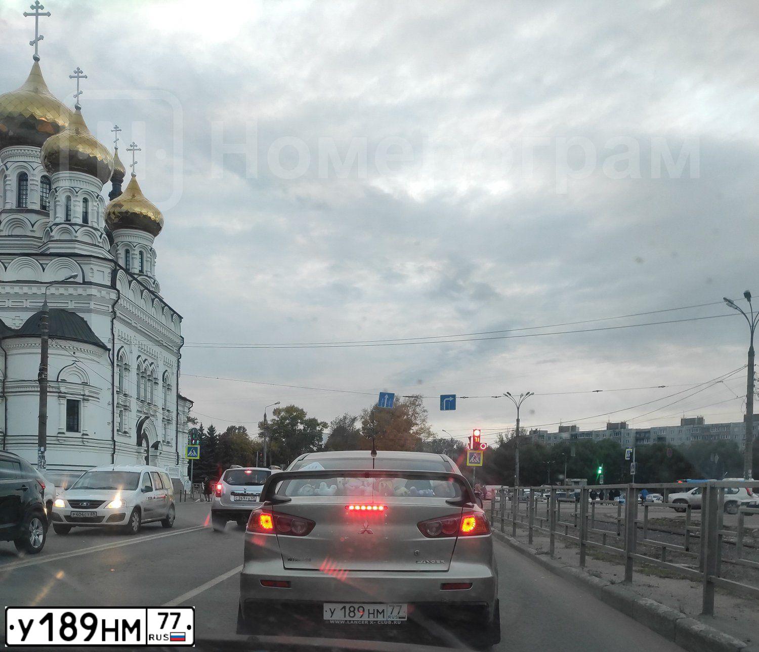 Фото автомобиля ZAZ -1102 TAVRIA, 1995 — госномер У189НМ77. Цвет: Белый