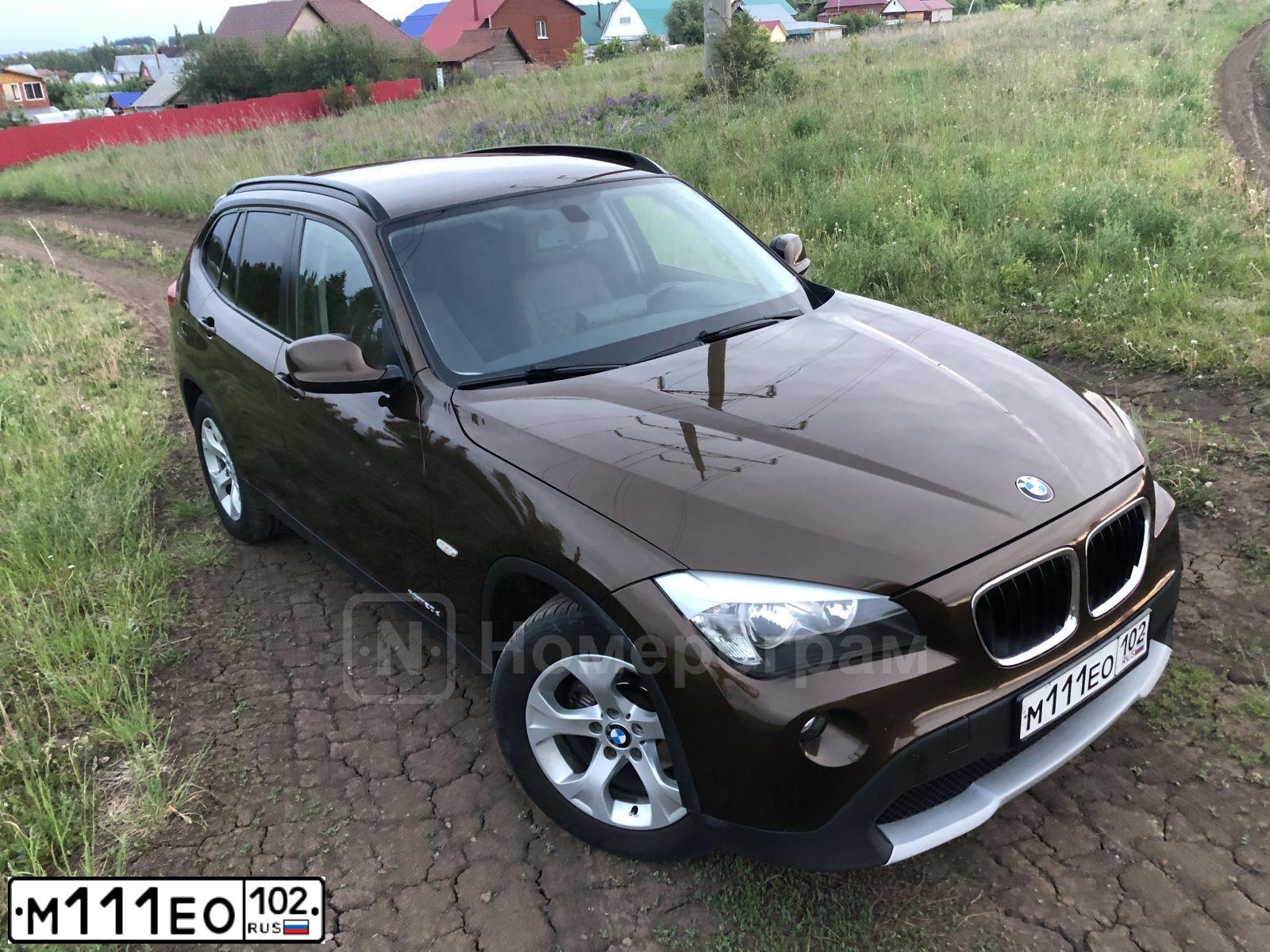 Фото автомобиля IZH 2717, 2008 — госномер М111ЕО102. Цвет: Белый