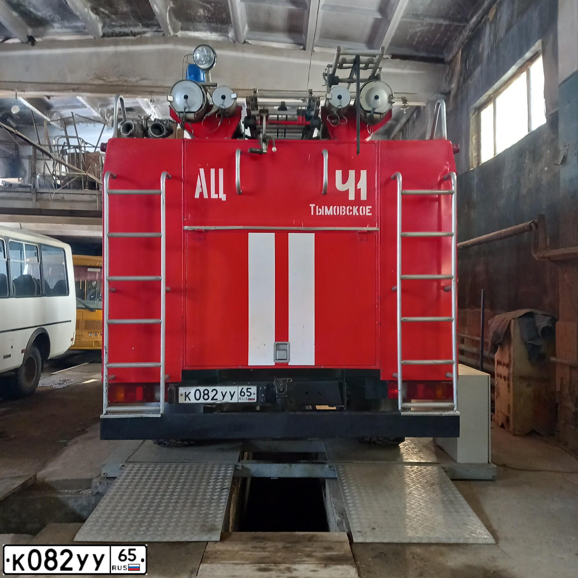 Фото автомобиля URAL 4320 /6X6/, 2009 — госномер К082УУ65. Цвет: ГОСТ 50574-2002
