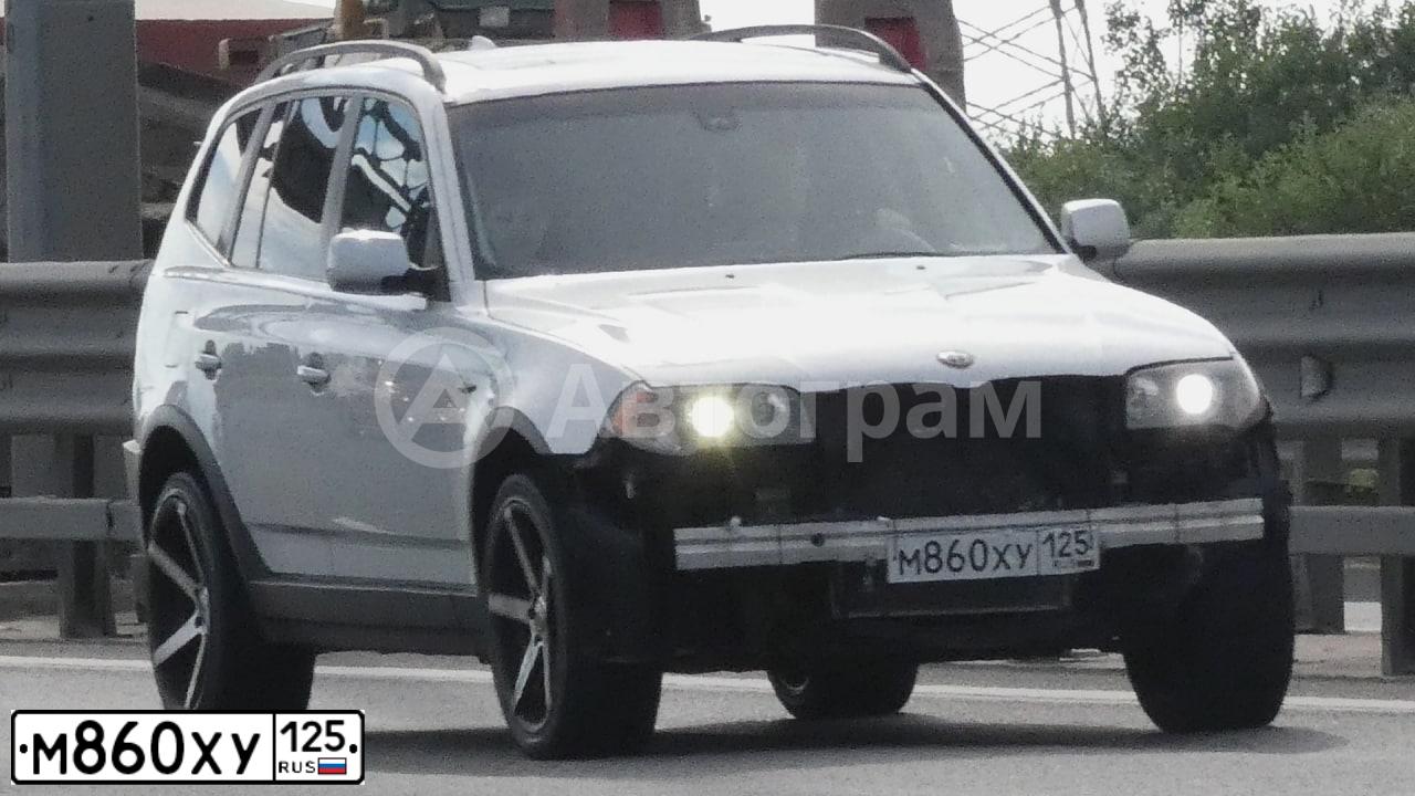 Фото автомобиля BMW X3, 2005 — госномер А832СХ147. Цвет: Серебристый