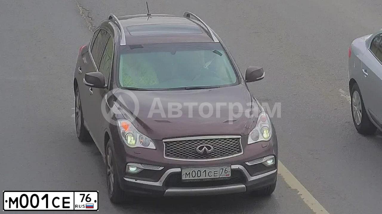 Фото автомобиля NISSAN PATHFINDER, 2010 — госномер М318ТР777. Цвет: СЕРО-ГОЛУБОЙ