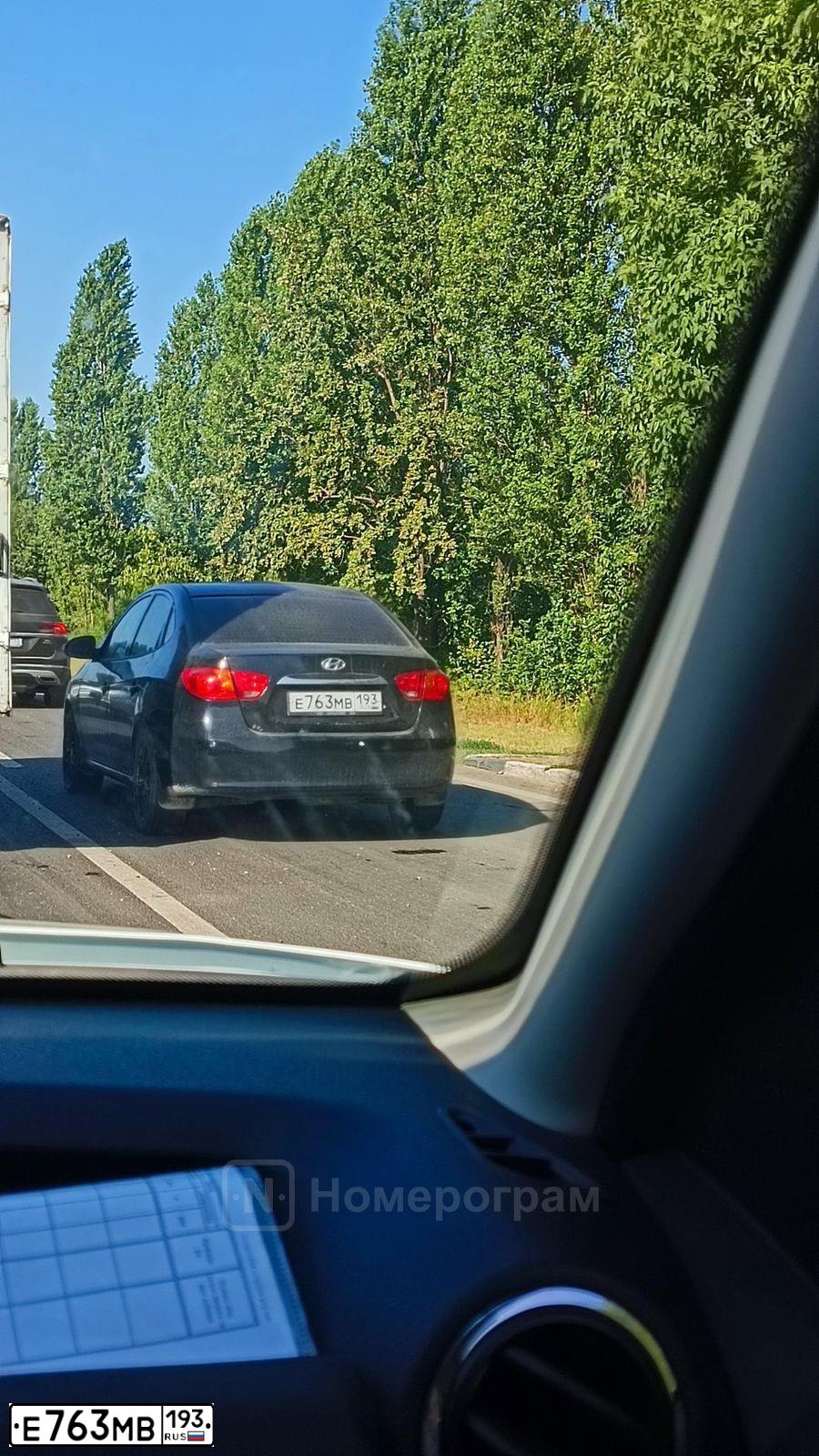 Фото автомобиля HYUNDAI ELANTRA, 2010 — госномер Е763МВ193. Цвет: ЧЕРНЫЙ