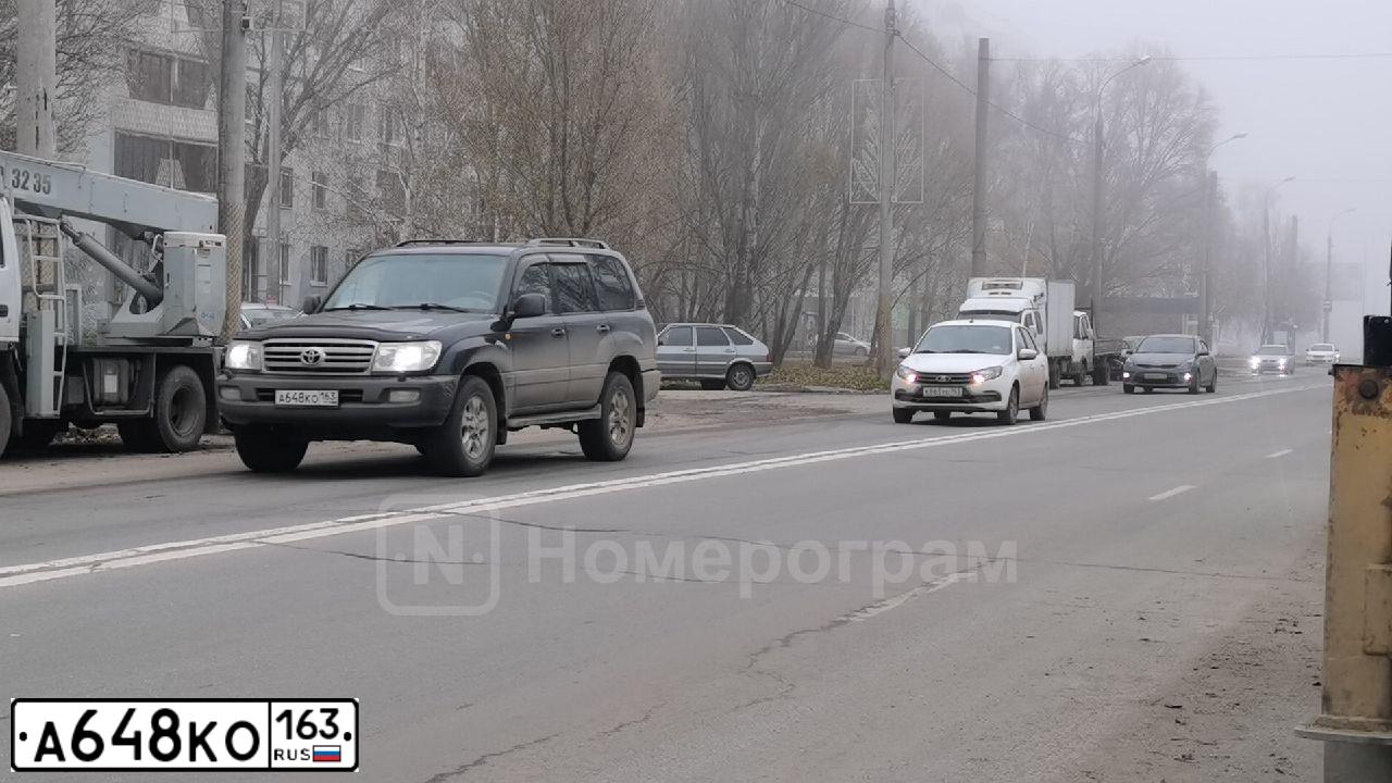 Фото автомобиля TOYOTA LANDCRUISER, 2006 — госномер А648КО163. Цвет: ЧЕРНЫЙ