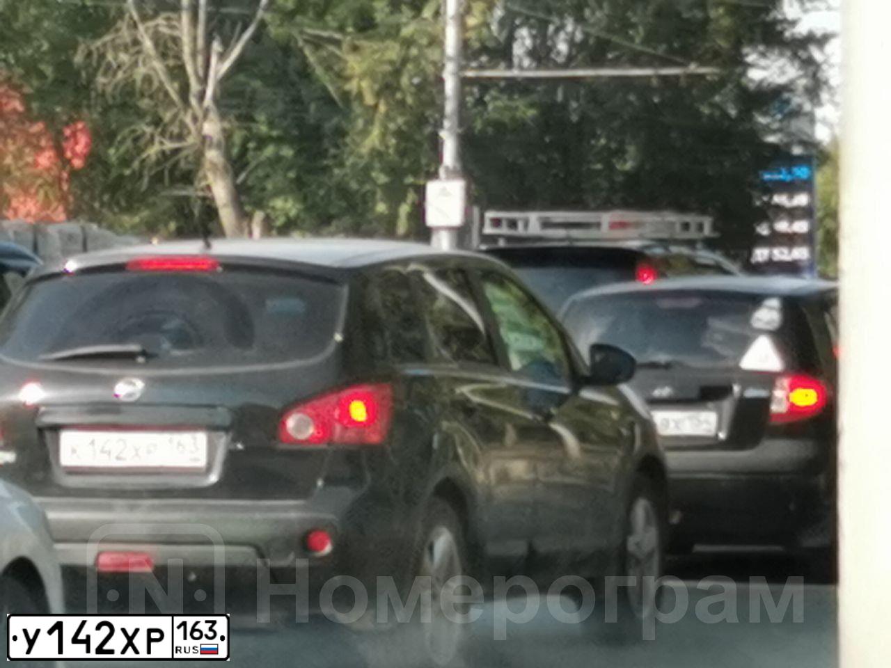 Фото автомобиля HYUNDAI SOLARIS, 2015 — госномер В364РС43. Цвет: синий