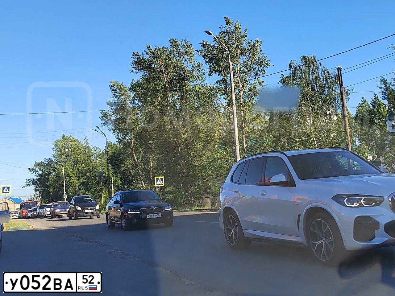 Фото автомобиля LADA 2121 NIVA, 2013 — госномер С266ХВ152. Цвет: Темно-зеленый
