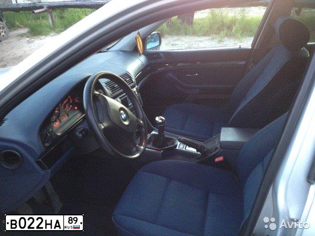 Фото автомобиля BMW SERIE 5, 2002 — госномер В022НА89. Цвет: БЕЛЫЙ