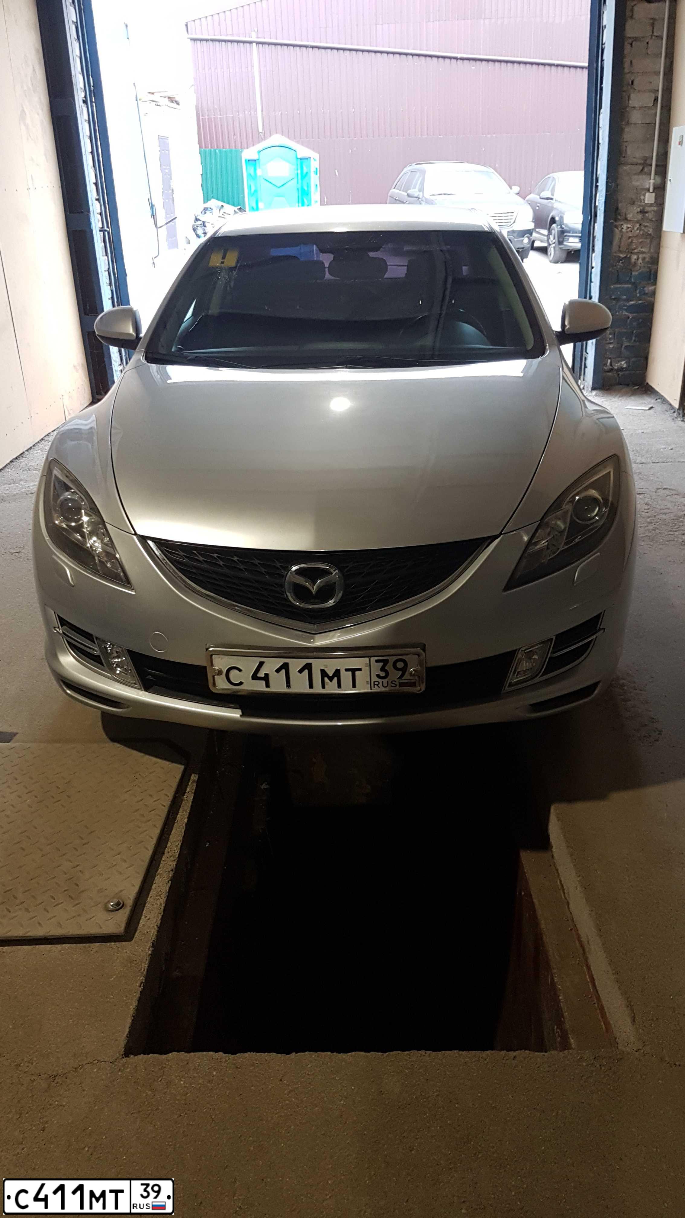Фото автомобиля MAZDA 6, 2008 — госномер С411МТ39. Цвет: Серебристый