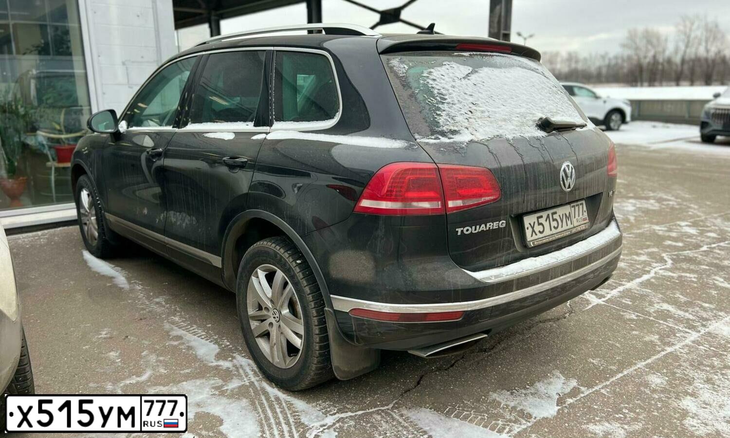 Фото автомобиля VOLKSWAGEN TOUAREG, 2016 — госномер Н803АА250