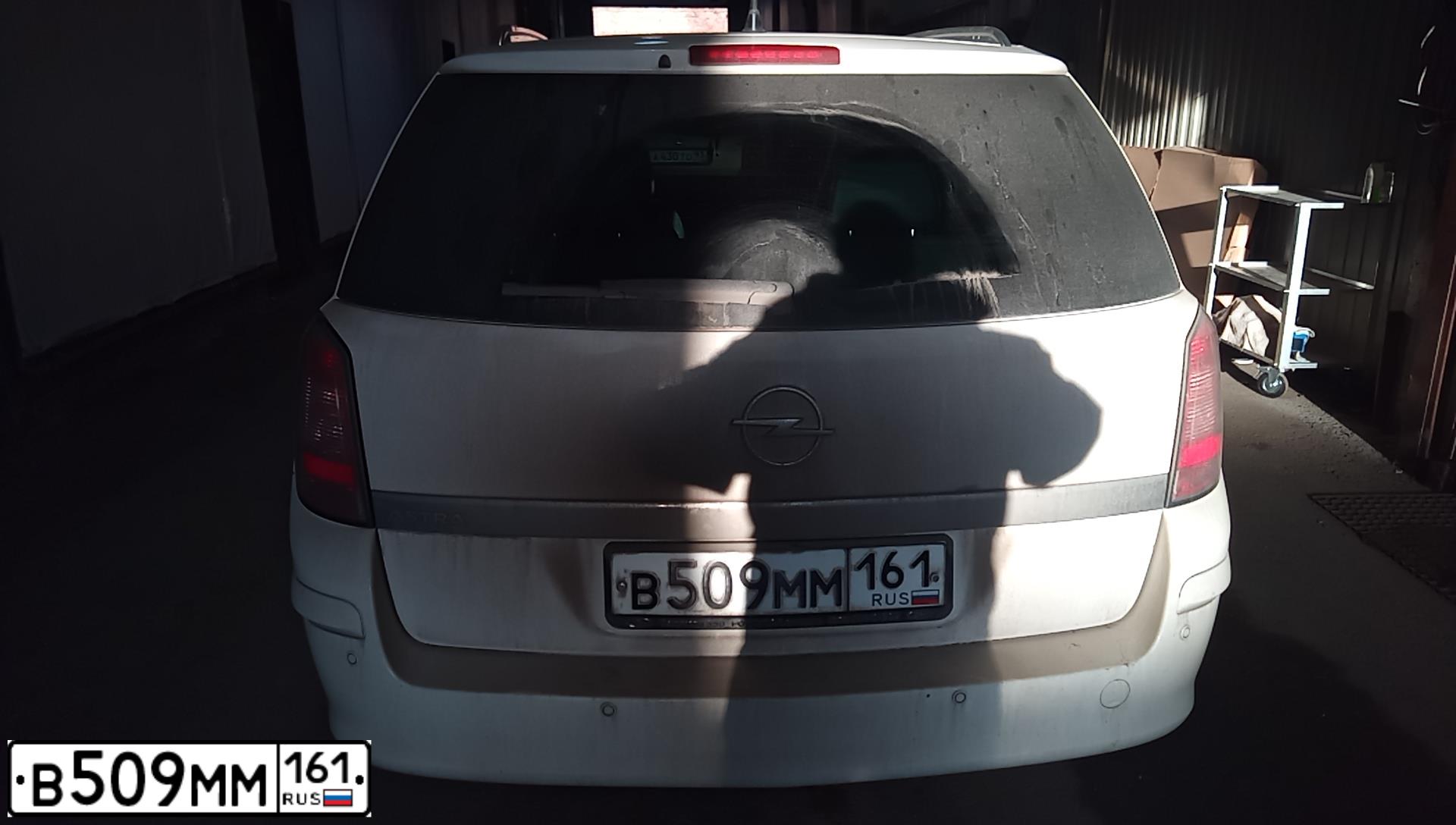 Фото автомобиля OPEL ASTRA, 2010 — госномер В509ММ161