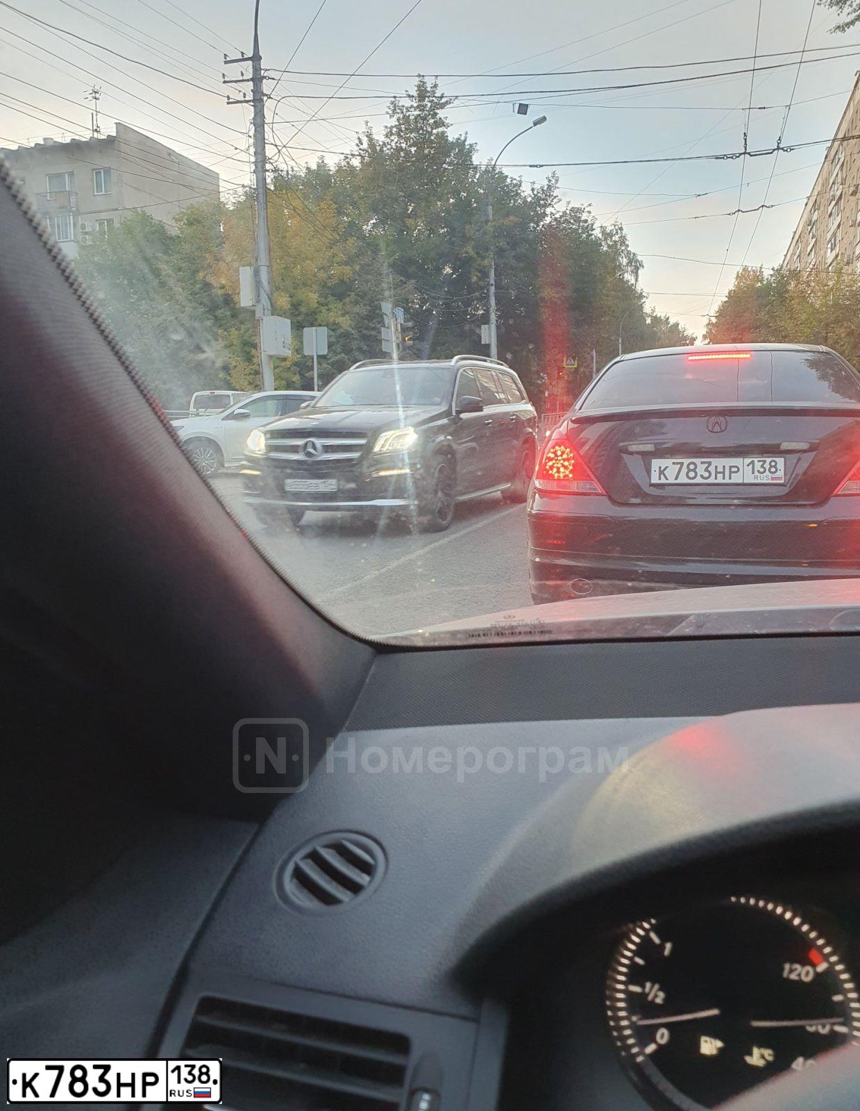 Фото автомобиля HONDA LEGEND, 2007 — госномер Р001ВВ199. Цвет: ЧЕРНЫЙ