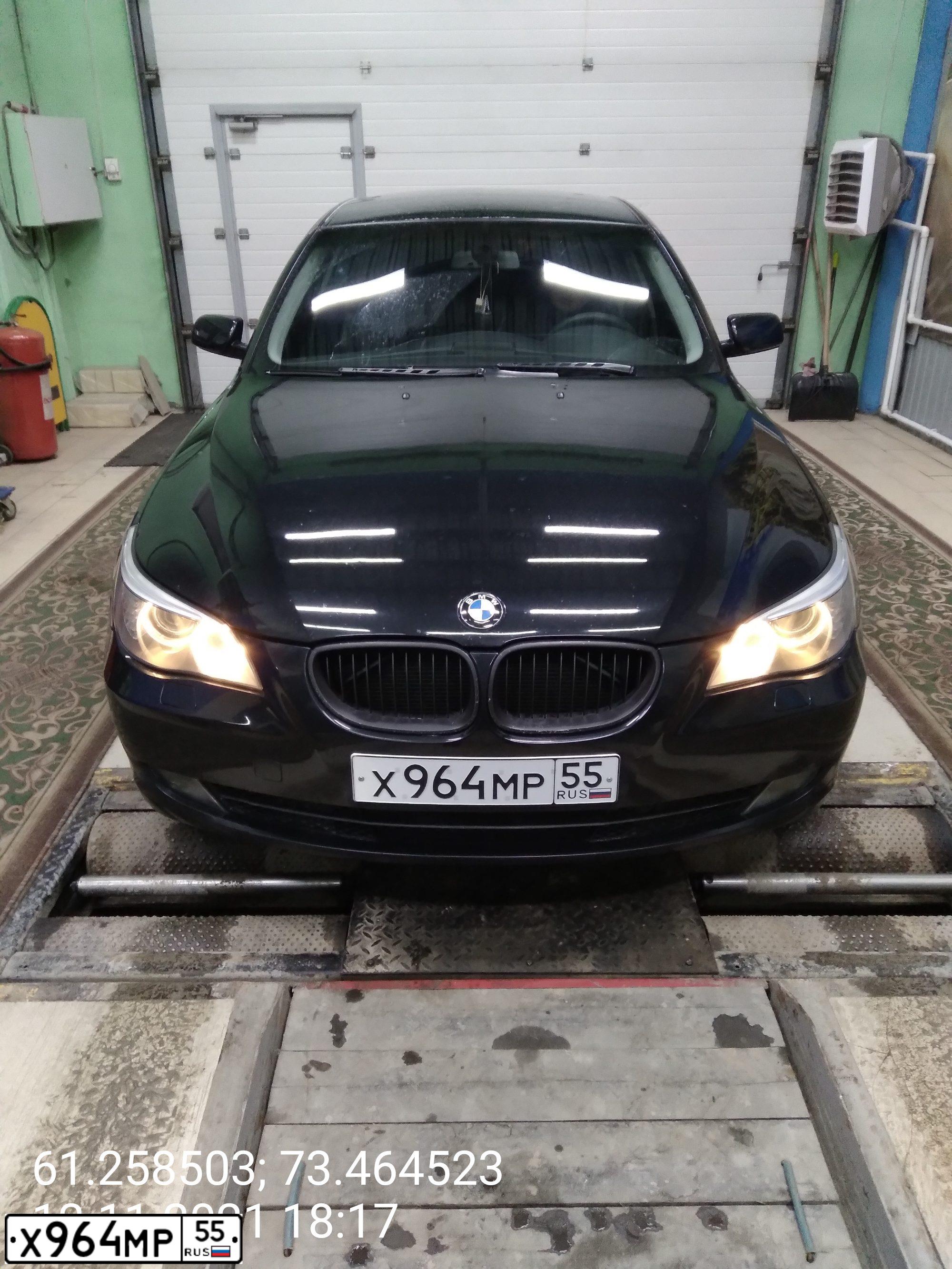 Фото автомобиля BMW 525, 2008 — госномер Х497МО72