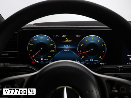 Фото автомобиля MERCEDES GLC-KLASSE, 2015 — госномер Р219КО799. Цвет: Коричневый