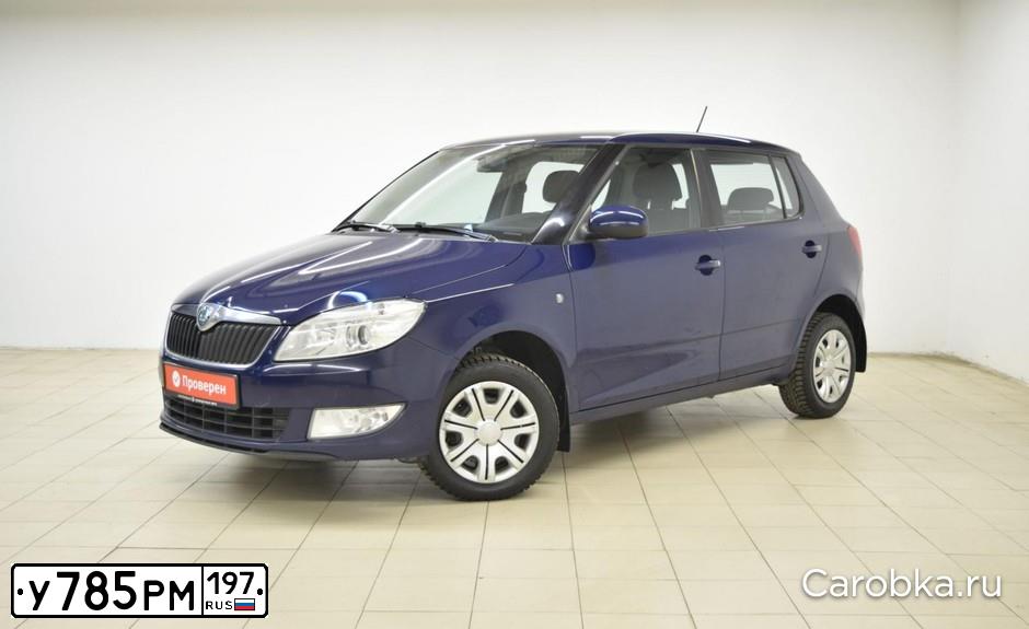 Фото автомобиля SKODA FABIA, 2011 — госномер О147УУ46. Цвет: ТЕМНО-СИНИЙ