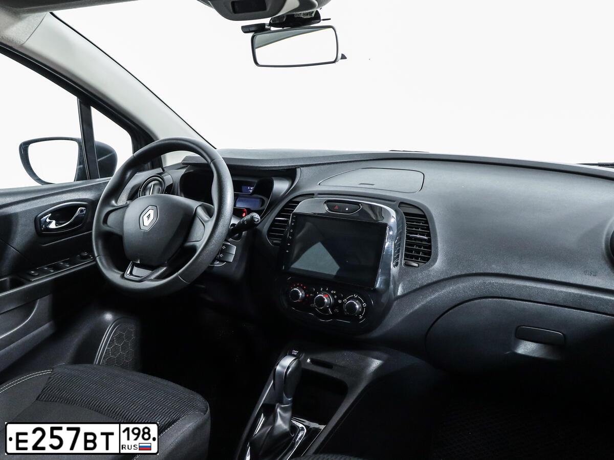 Фото автомобиля RENAULT KAPTUR, 2019 — госномер О333ВЕ790. Цвет: ТЕМНО-СЕРЫЙ