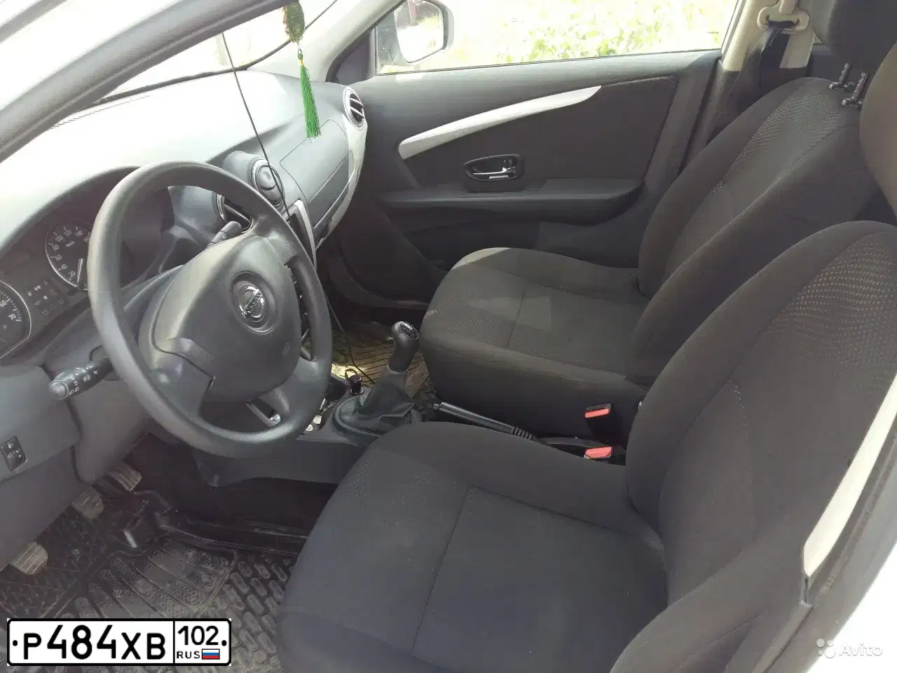 Фото автомобиля NISSAN ALMERA /AVTOVAZ/, 2014 — госномер Р484ХВ102. Цвет: Белый
