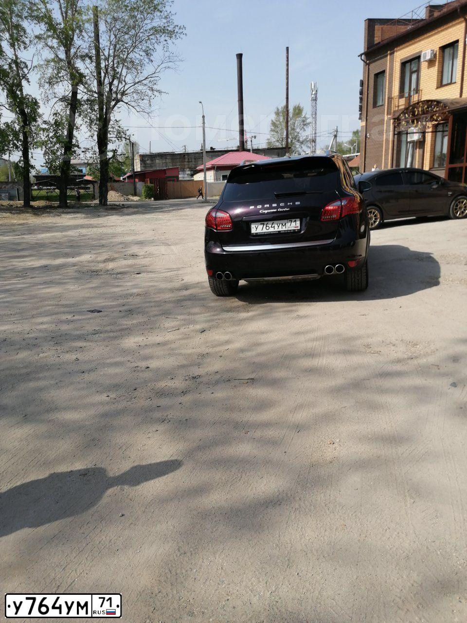 Фото автомобиля PORSCHE CAYENNE, 2011 — госномер У764УМ71. Цвет: ФИОЛЕТОВЫЙ