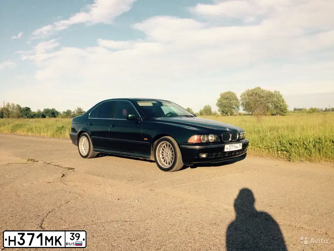 Фото автомобиля BMW 520IA, 1996 — госномер С707ХВ39. Цвет: ЗЕЛЕНЫЙ