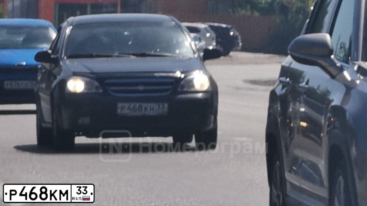 Фото автомобиля TOYOTA AURIS, 2008 — госномер У170ТА33. Цвет: СЕРЕБРИСТЫЙ