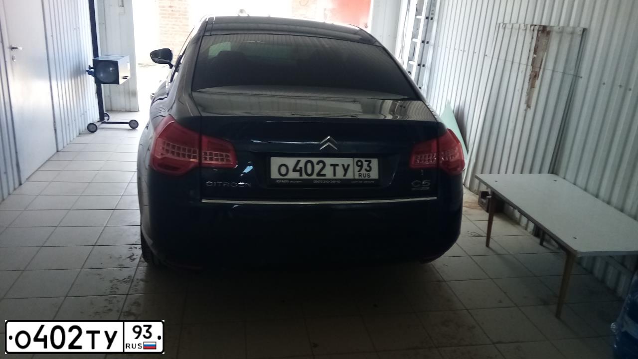 Фото автомобиля CITROEN C5, 2008 — госномер О402ТУ93. Цвет: синий