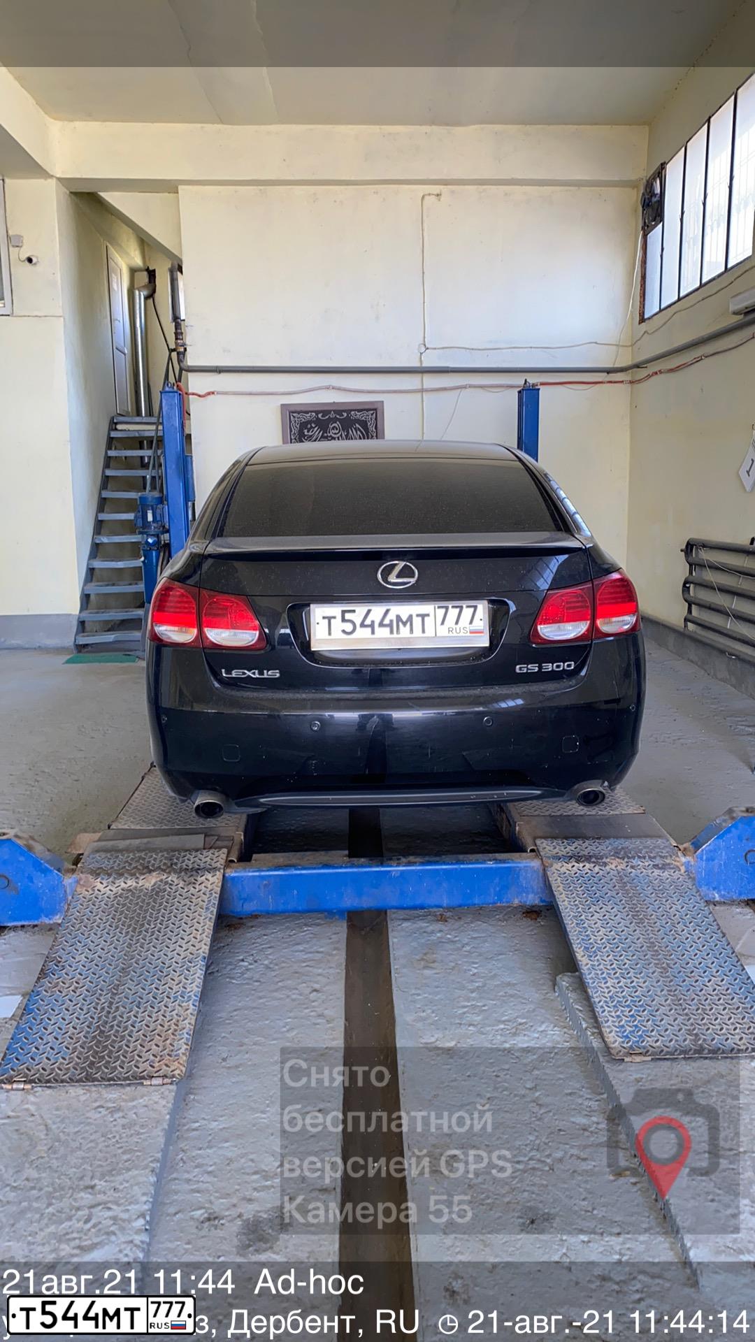 Фото автомобиля LEXUS GS, 2005 — госномер Т544МТ777. Цвет: ЧЕРНЫЙ