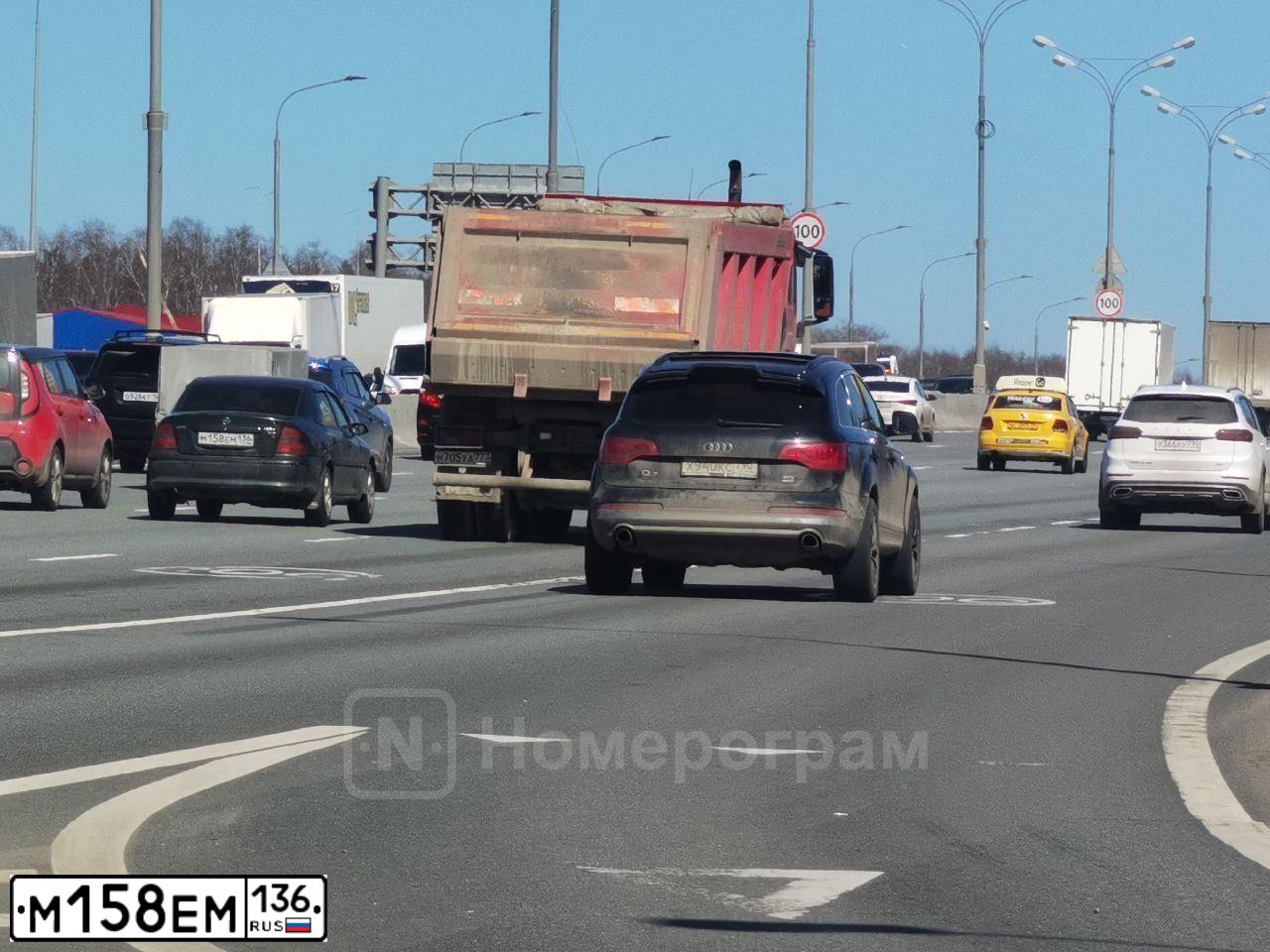 Фото автомобиля OPEL VECTRA, 1998 — госномер У202ОО48. Цвет: ЗЕЛЕНЫЙ