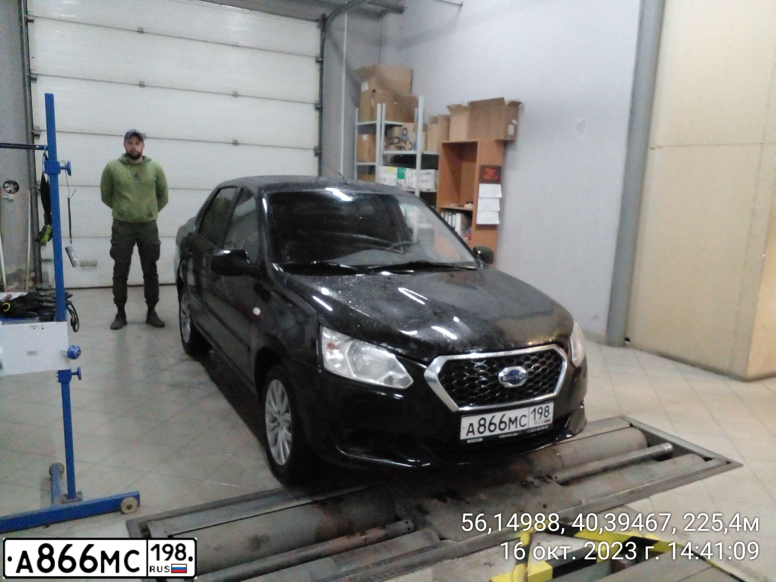 Фото автомобиля DATSUN ON-DO, 2014 — госномер Е348УУ33. Цвет: ЧЕРНЫЙ