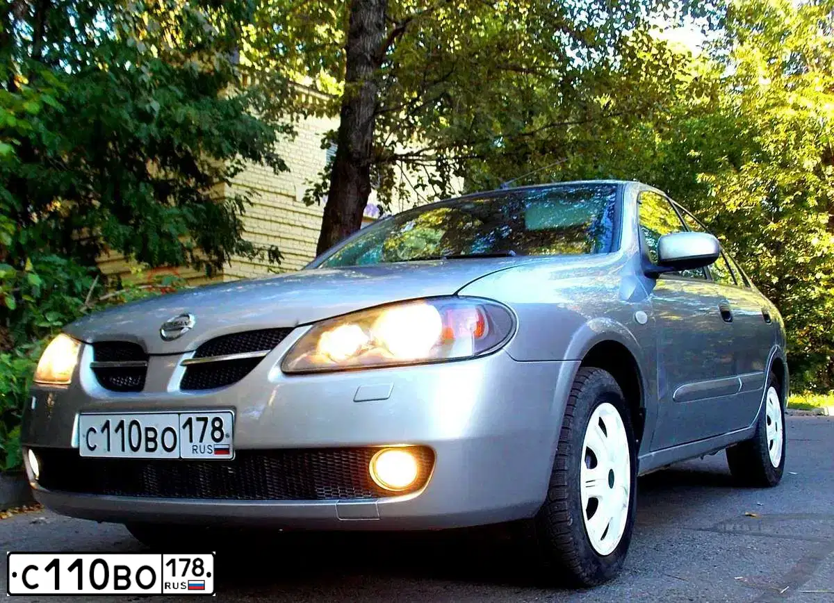 Фото автомобиля NISSAN ALMERA, 2005 — госномер Т278ВХ39. Цвет: Серебристый