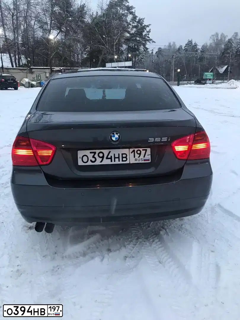 Фото автомобиля AUDI TT, 2003 — госномер Т828АЕ750. Цвет: СИНИЙ