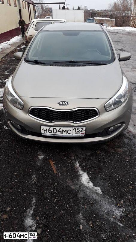 Фото автомобиля KIA CEE'D, 2014 — госномер С361МС136. Цвет: Серебристый