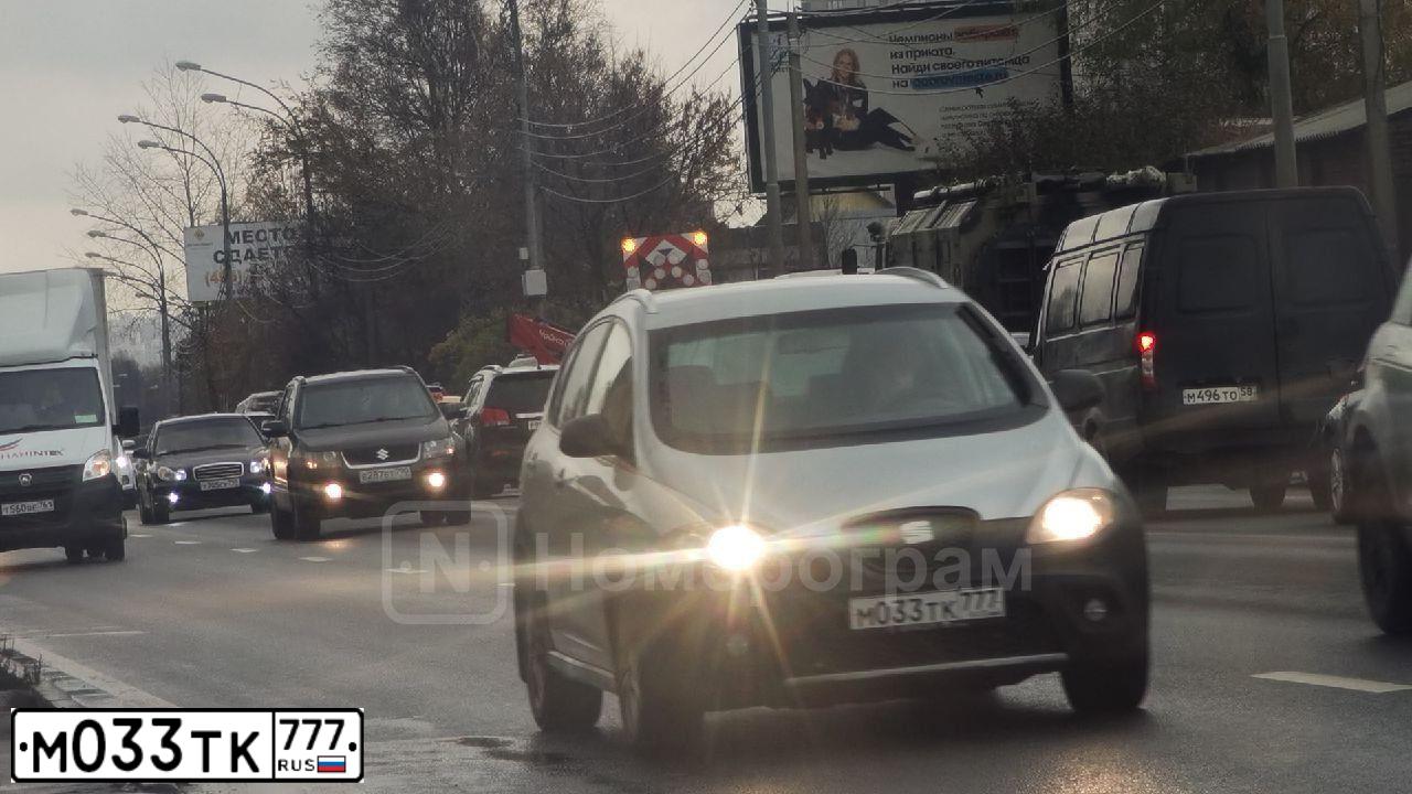 Фото автомобиля SEAT ALTEA, 2011 — госномер М033ТК777. Цвет: СЕРЕБРИСТЫЙ