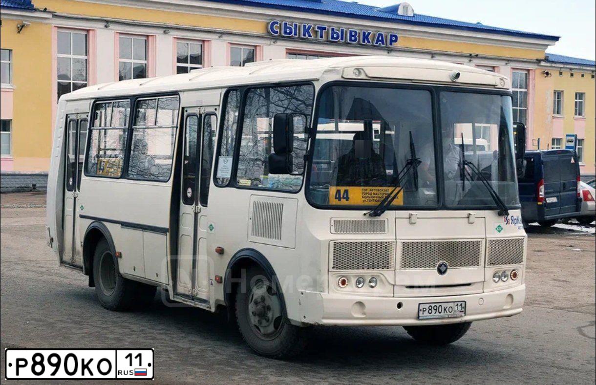 Фото автомобиля PAZ 3205, 2018 — госномер Р890КО11. Цвет: Белый