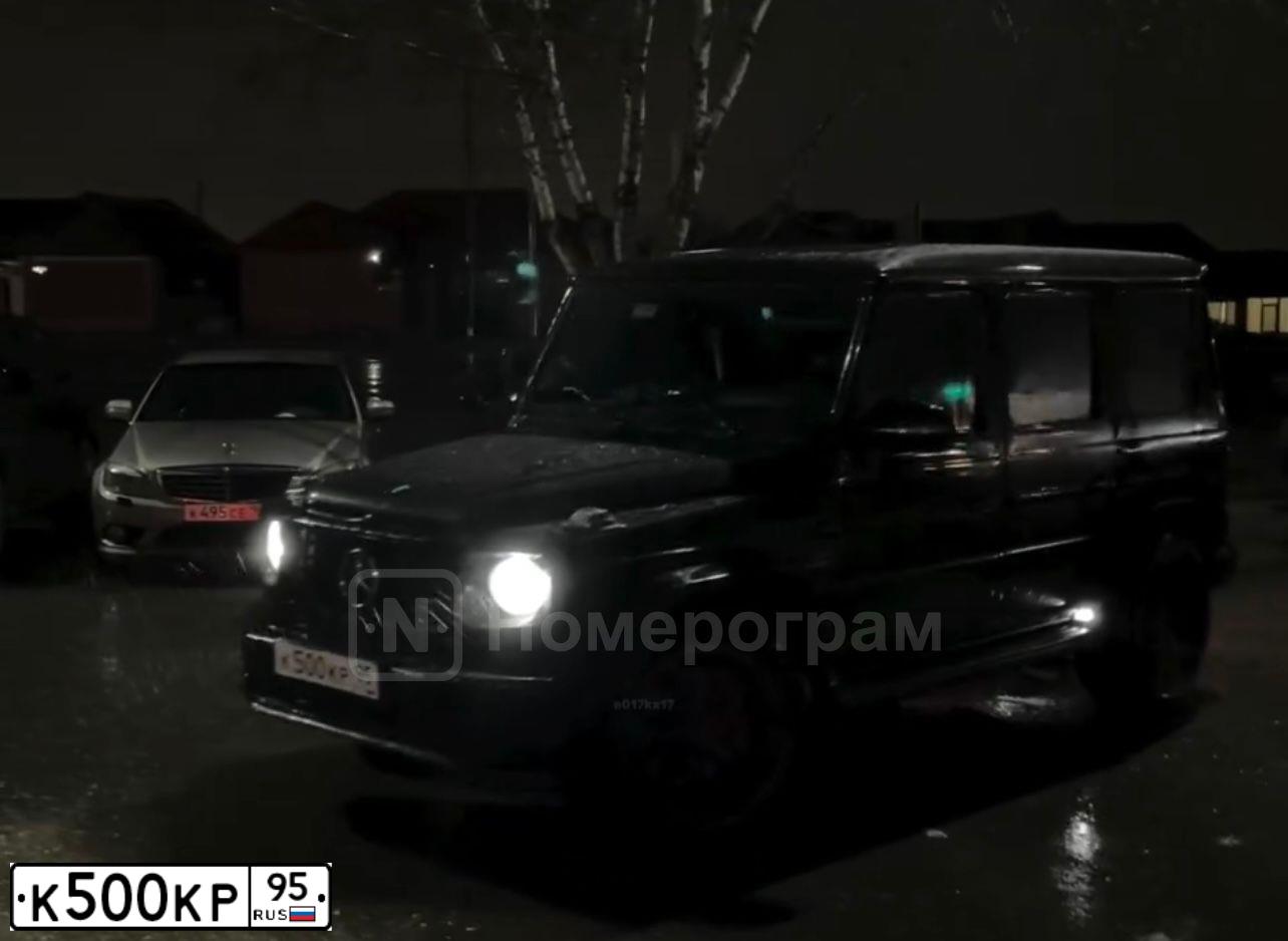Фото автомобиля MERCEDES E-KLASSE, 2017 — госномер А521МР95. Цвет: ЧЕРНЫЙ