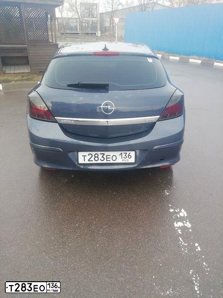 Фото автомобиля OPEL ASTRA, 2008 — госномер Х957ВВ550. Цвет: Темно-синий