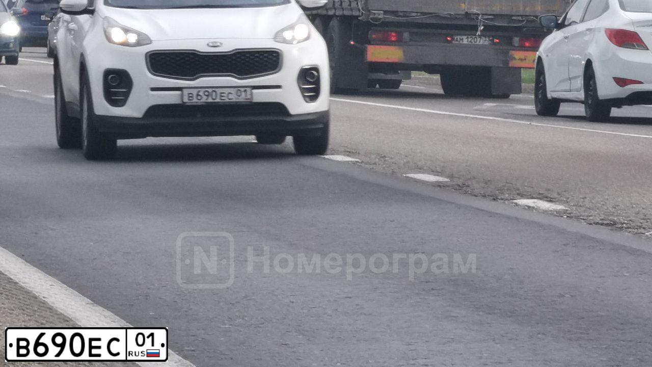 Фото автомобиля KIA SPORTAGE, 2016 — госномер В690ЕС01. Цвет: Белый
