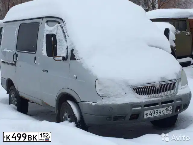 Фото автомобиля GAZ 2752 SOBOL, 2004 — госномер К499ВК152. Цвет: серебристый