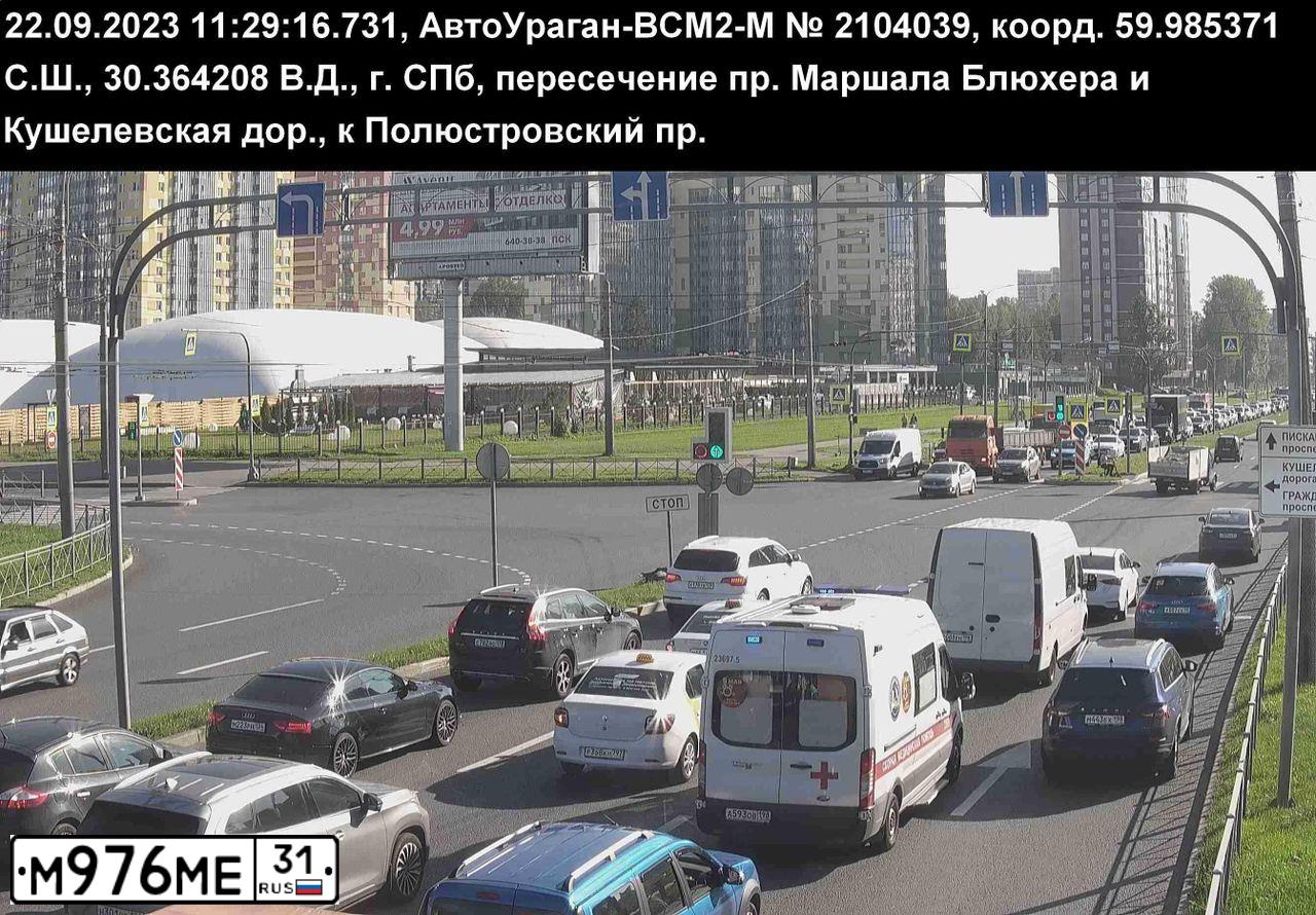 Фото автомобиля LADA 2114 SAMARA, 2005 — госномер М976МЕ31. Цвет: СЕРО-ЗЕЛЕНЫЙ