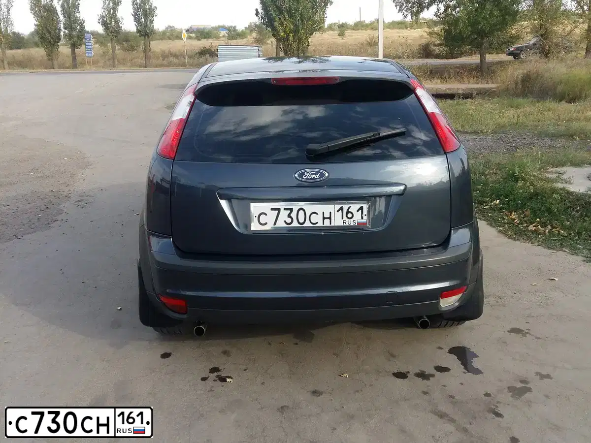 Фото автомобиля FORD FOCUS, 2006 — госномер С730СН161. Цвет: ТЕМНО-СЕРЫЙ