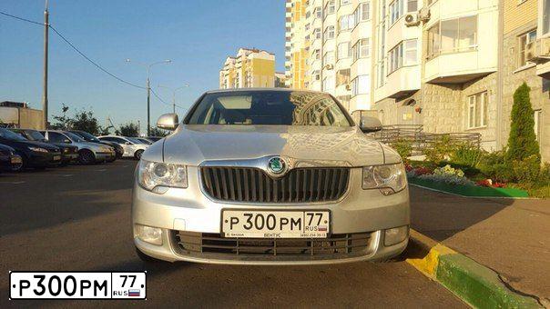 Фото автомобиля SKODA SUPERB, 2008. Цвет: Серебристый