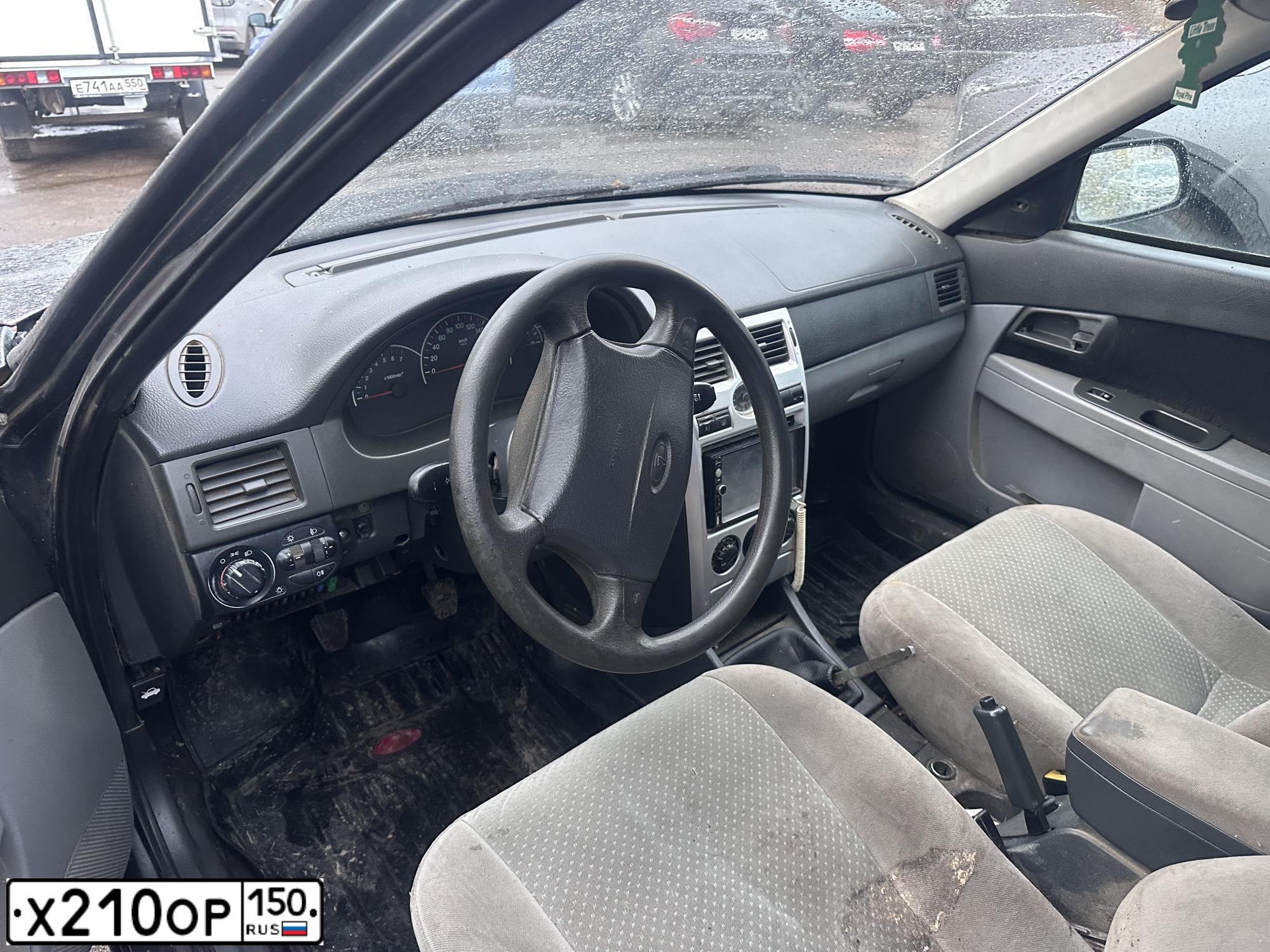 Фото автомобиля LADA 2170 PRIORA, 2008 — госномер Х210ОР150. Цвет: ЗЕЛЕНЫЙ