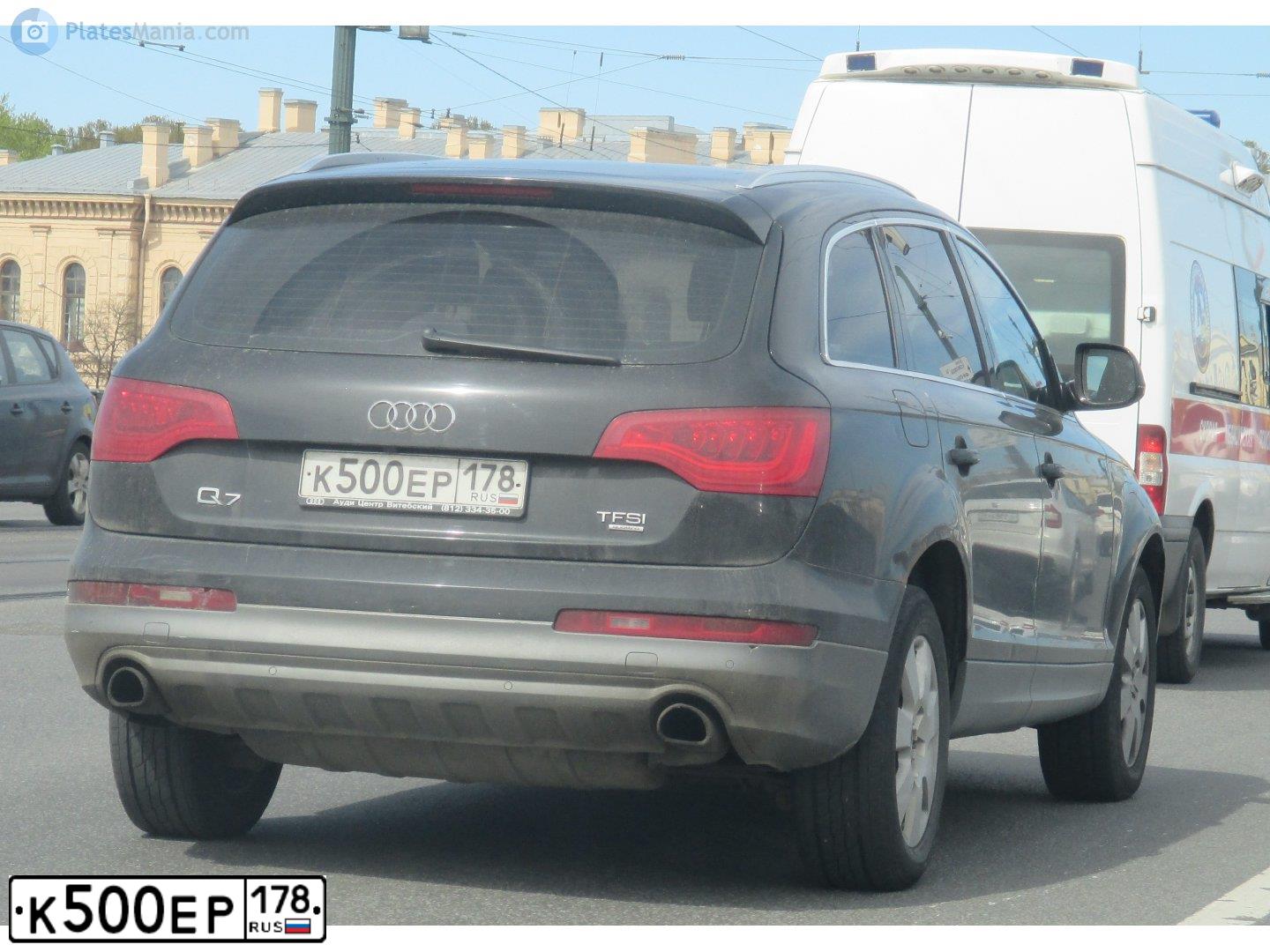 Фото автомобиля AUDI Q7, 2012 — госномер К500ЕР178. Цвет: ЧЕРНЫЙ