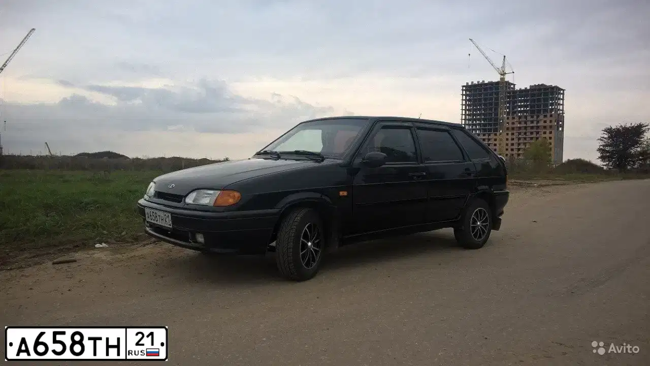 Фото автомобиля LADA 2114 SAMARA, 2010 — госномер К048ХУ13. Цвет: СИНЕ-ЧЕРНЫЙ