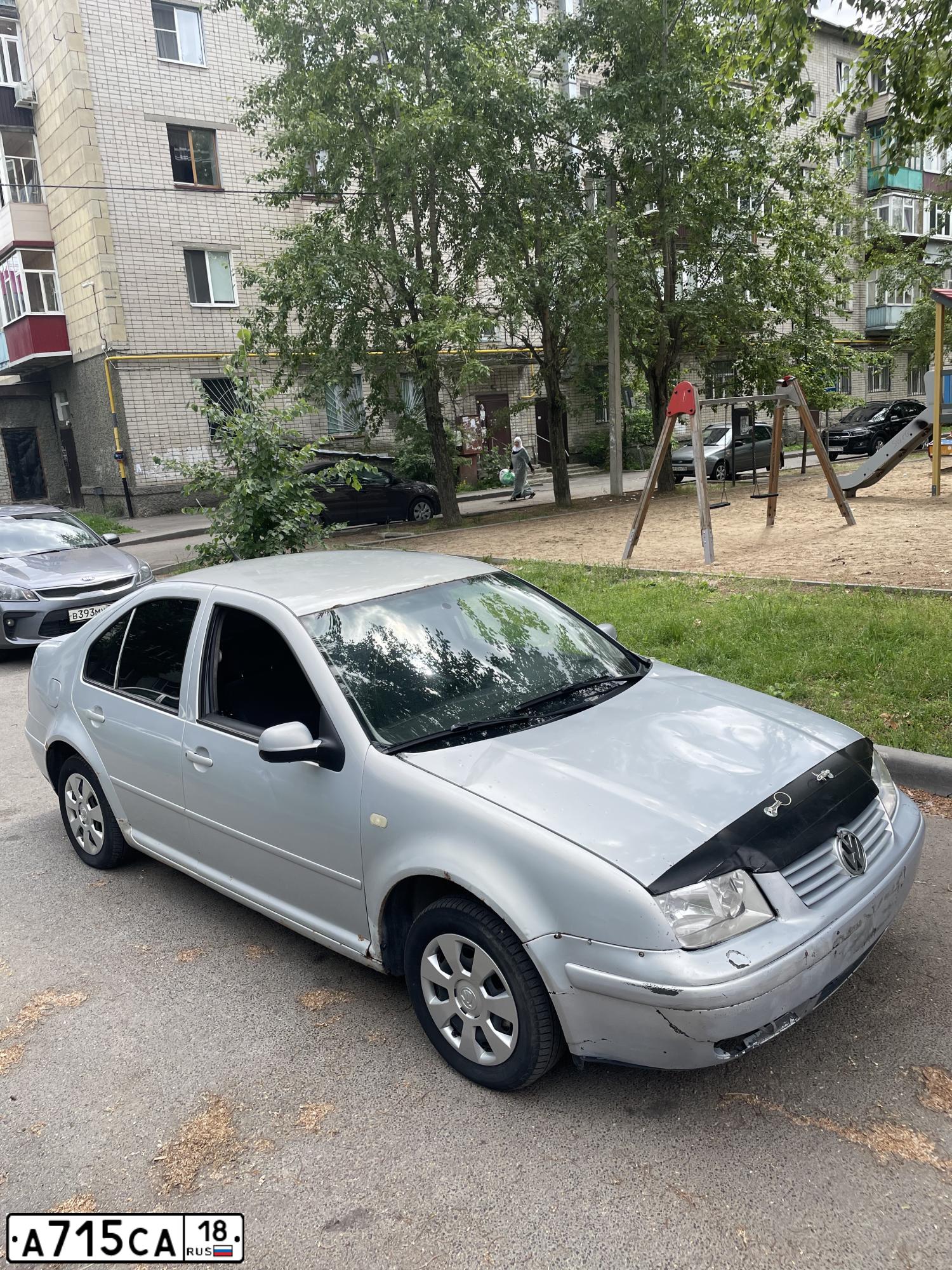 Фото автомобиля VOLKSWAGEN BORA, 2001 — госномер О503ЕМ716. Цвет: СЕРЕБРИСТО-СЕРЫЙ