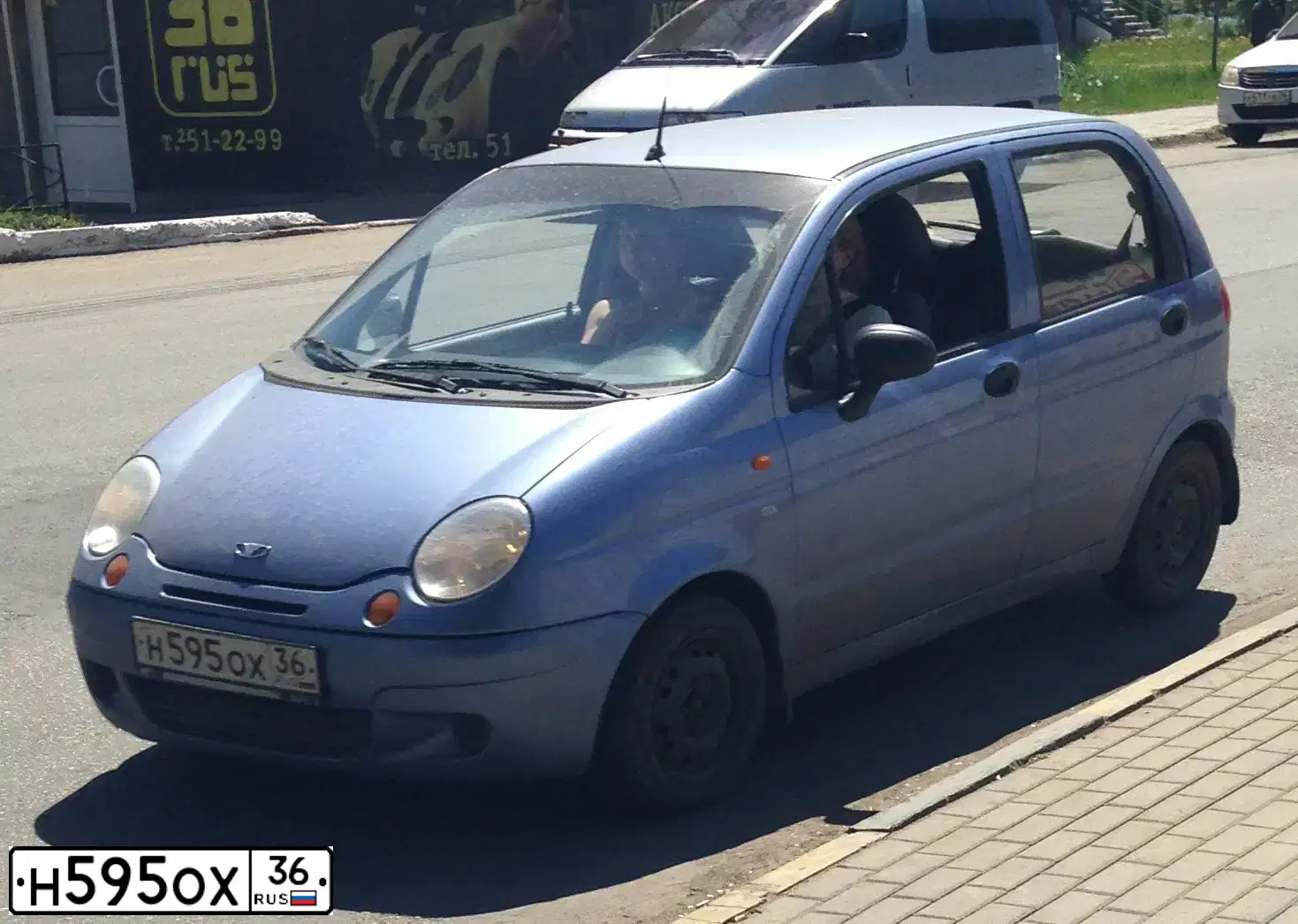 Фото автомобиля DAEWOO MATIZ, 2008 — госномер К417АН136. Цвет: СВЕТЛО-СИНИЙ