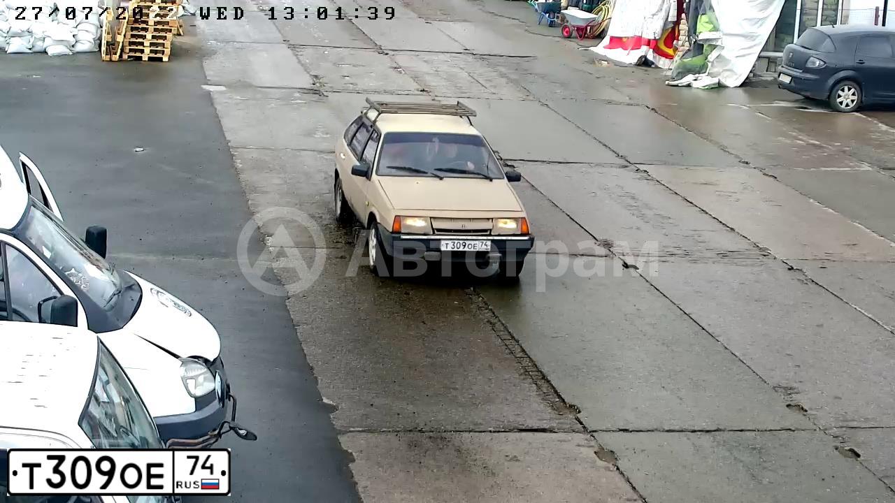 Фото автомобиля LADA 2109 SAMARA, 1988 — госномер Т309ОЕ74. Цвет: ТЕМНО-БЕЖЕВЫЙ