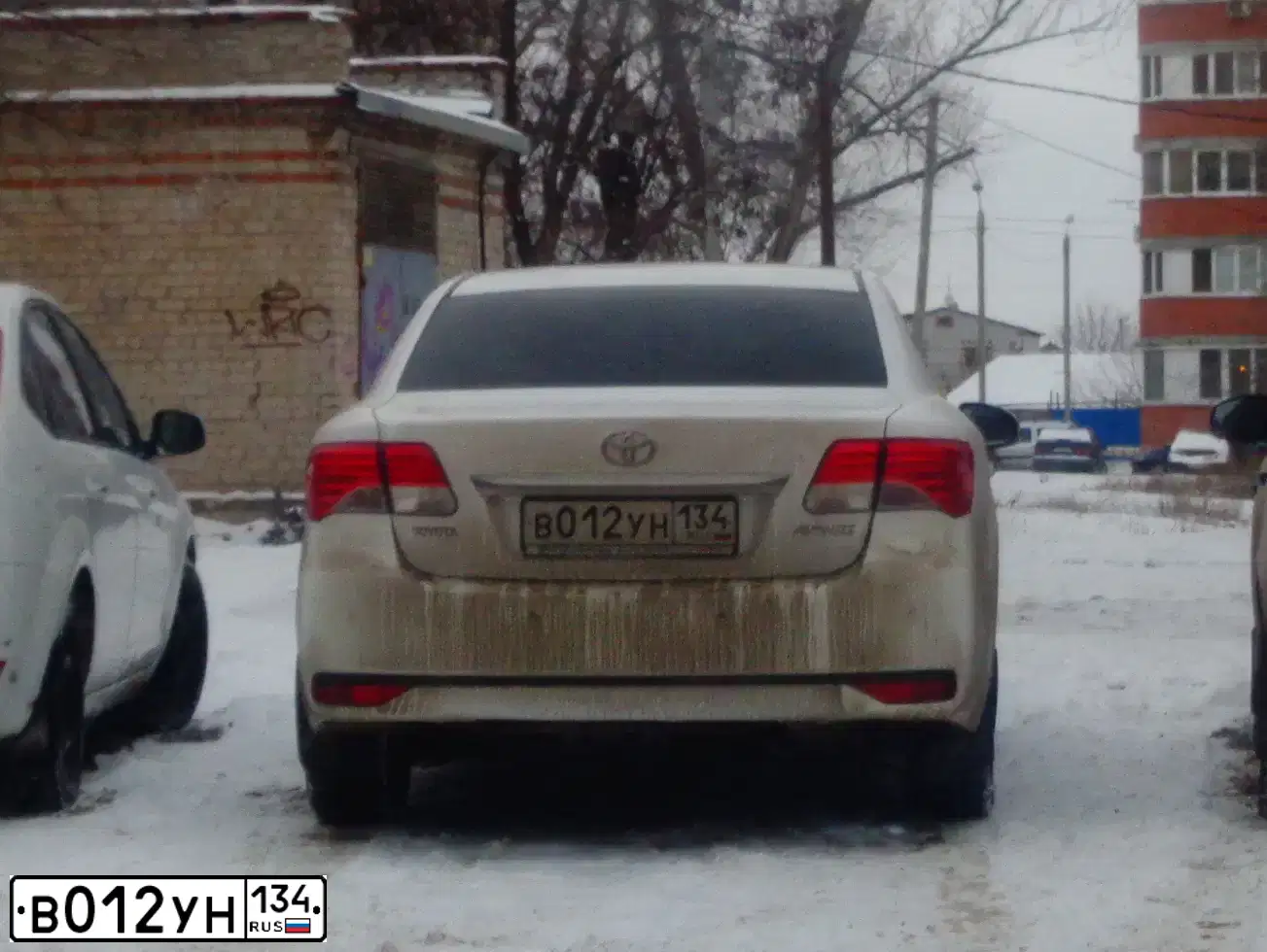 Фото автомобиля TOYOTA AVENSIS, 2011 — госномер С007КС34