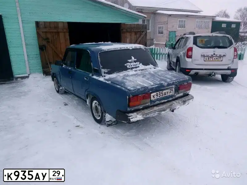 Фото автомобиля LADA 2107, 2006 — госномер К935АУ29. Цвет: СИНИЙ