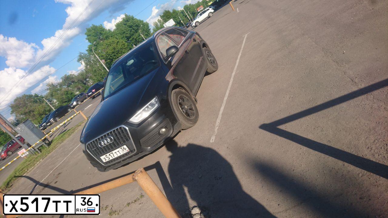 Фото автомобиля AUDI Q3, 2012 — госномер Х517ТТ36. Цвет: ЧЕРНЫЙ