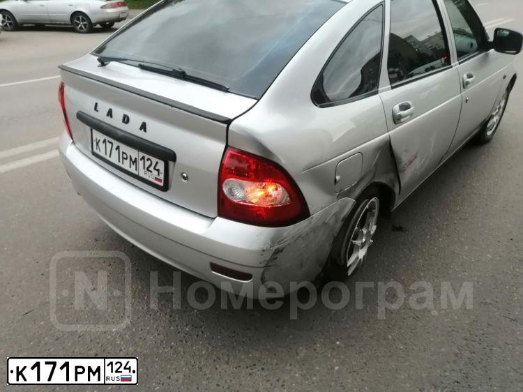 Фото автомобиля LADA 2172 PRIORA, 2010 — госномер С406ЕТ124. Цвет: СВЕТЛО-СЕРЕБРИСТЫЙ МЕТАЛЛ